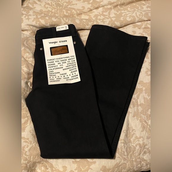 👖NWT Wrangler + Staud “The Must” Jean!👖 - Picture 3 of 4